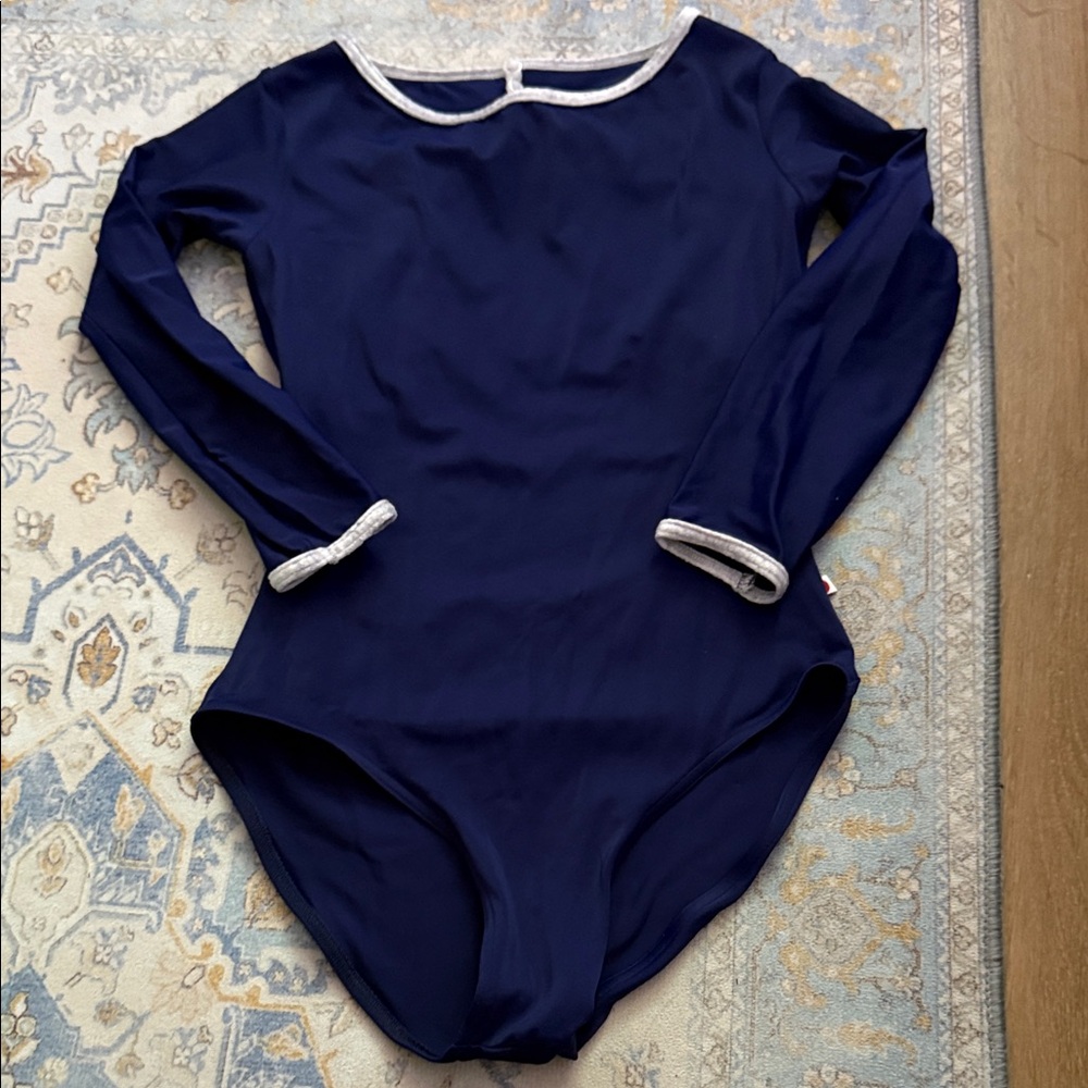 Yumiko Navy and ivory long sleeve leotard